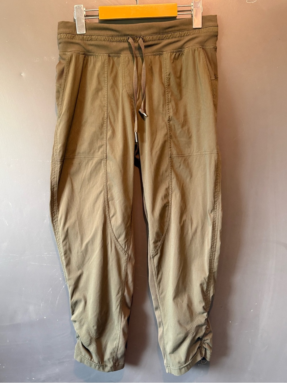 Lululemon Dance Studio Crop *25"